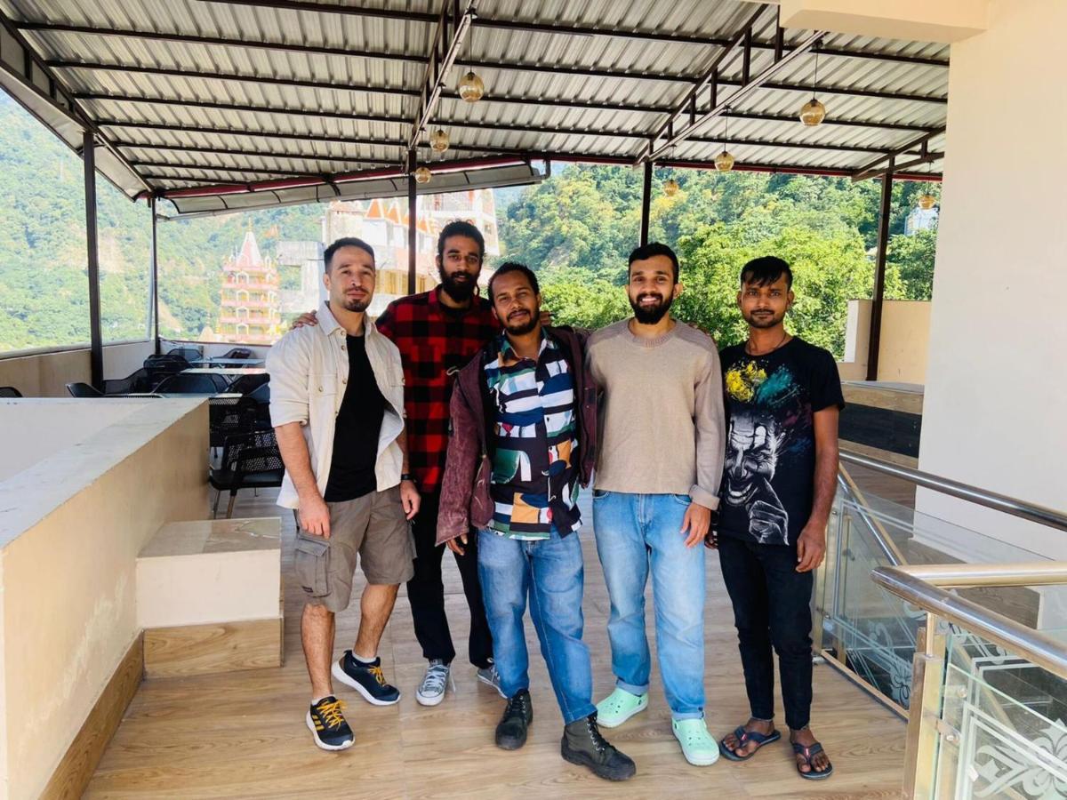 Albergue Madpackers Rishikesh 2-0 Exterior foto