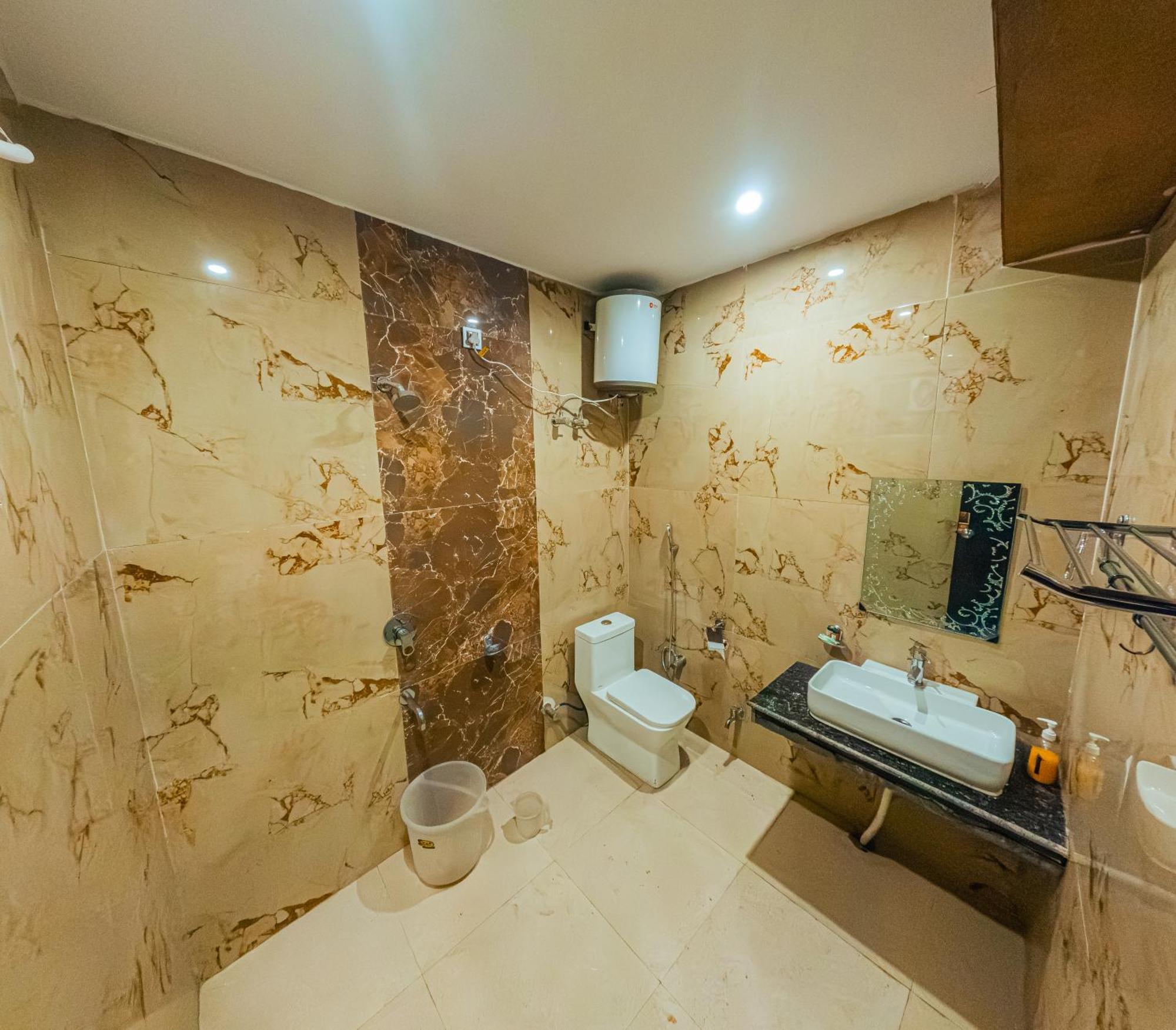 Albergue Madpackers Rishikesh 2-0 Exterior foto